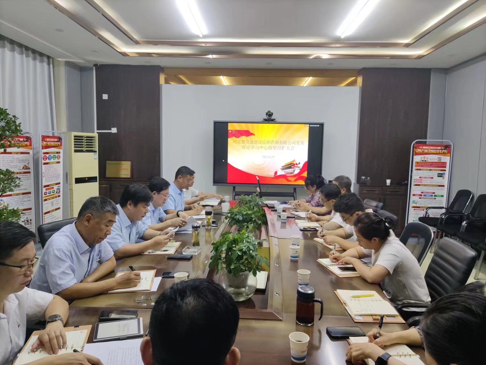 1687744743911038.jpg 4e7b1616b642958d2dee1fb2b0d10ac.jpg